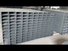 Cable de grado A a prueba de fuego, resistente al impacto, de acero inoxidable y acabado plateado.