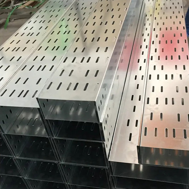Galvanización de la pared montaje de la bandeja de cable resistente a la corrosión para aplicaciones industriales