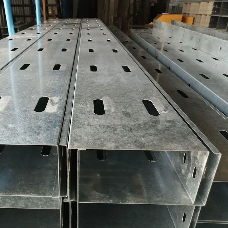 Tabla de gestión de cable de aluminio rectangular de bajo mantenimiento con excelente resistencia a la corrosión