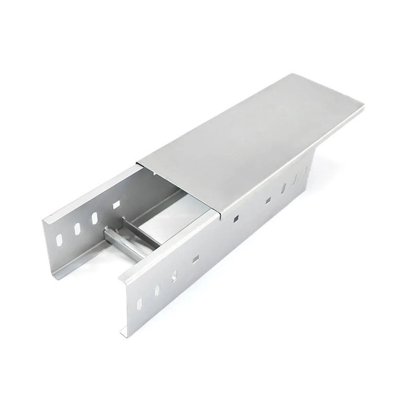 Acero tray de cable galvanizado de sumergimiento caliente Radius de flexión personalizado para soporte fuerte flexible