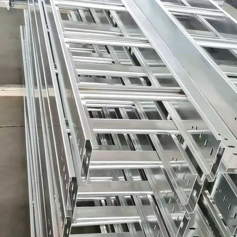 Tableros de puente galvanizados / tableros de cable de acero galvanizado flexibles y personalizados para la gestión de cables fuertes