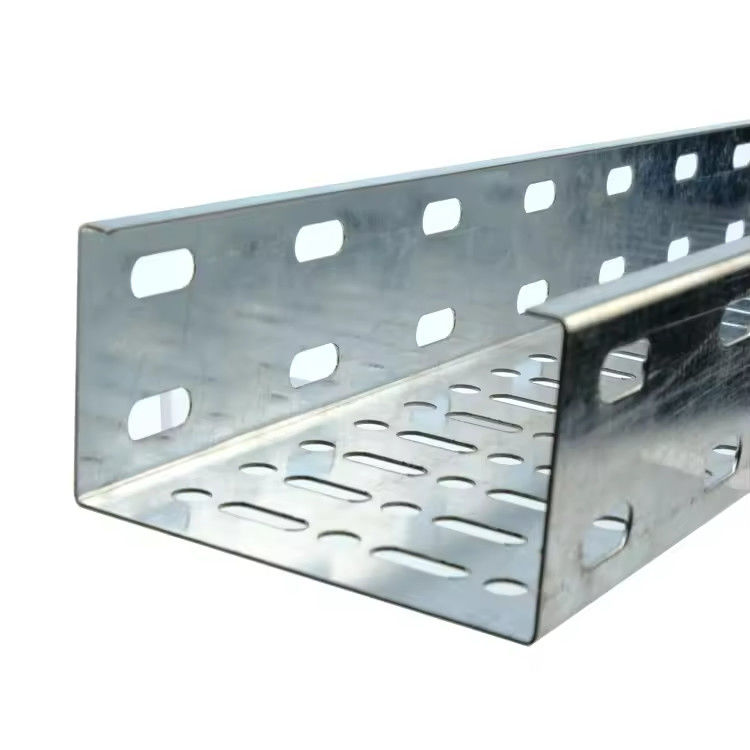 Plata galvanizado sólido / tray de cable perforado para la instalación de montaje de pared / piso personalizado