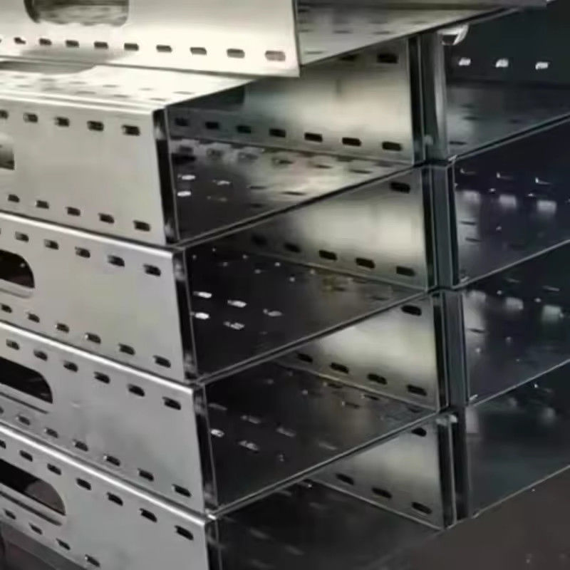 Envases de cables galvanizados resistentes a la corrosión personalizados para la gestión segura de cables